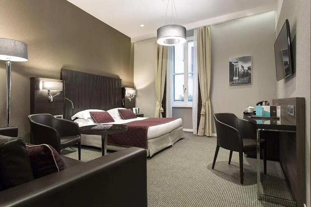 Hotel Artemide Řím 4*,